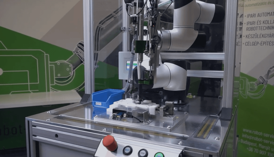 DOBOT CR5 Screw Driving Solution